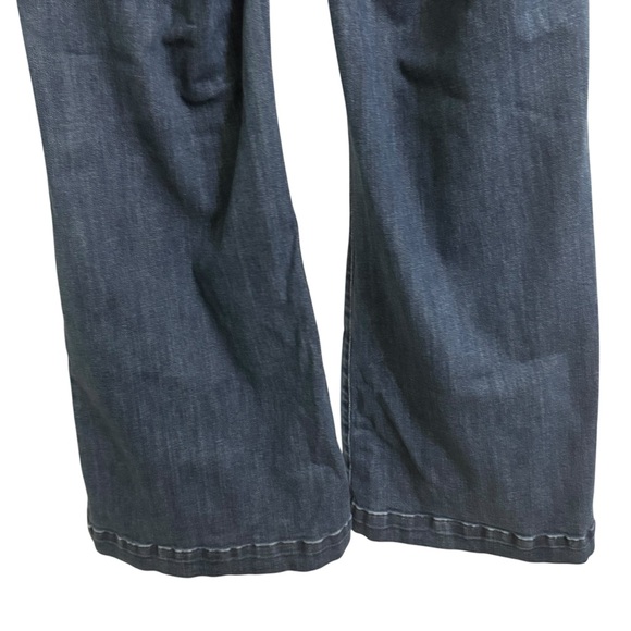 Pilcro High-Rise Pull-On Retro Flare Jeans Size 32 - Picture 6 of 7